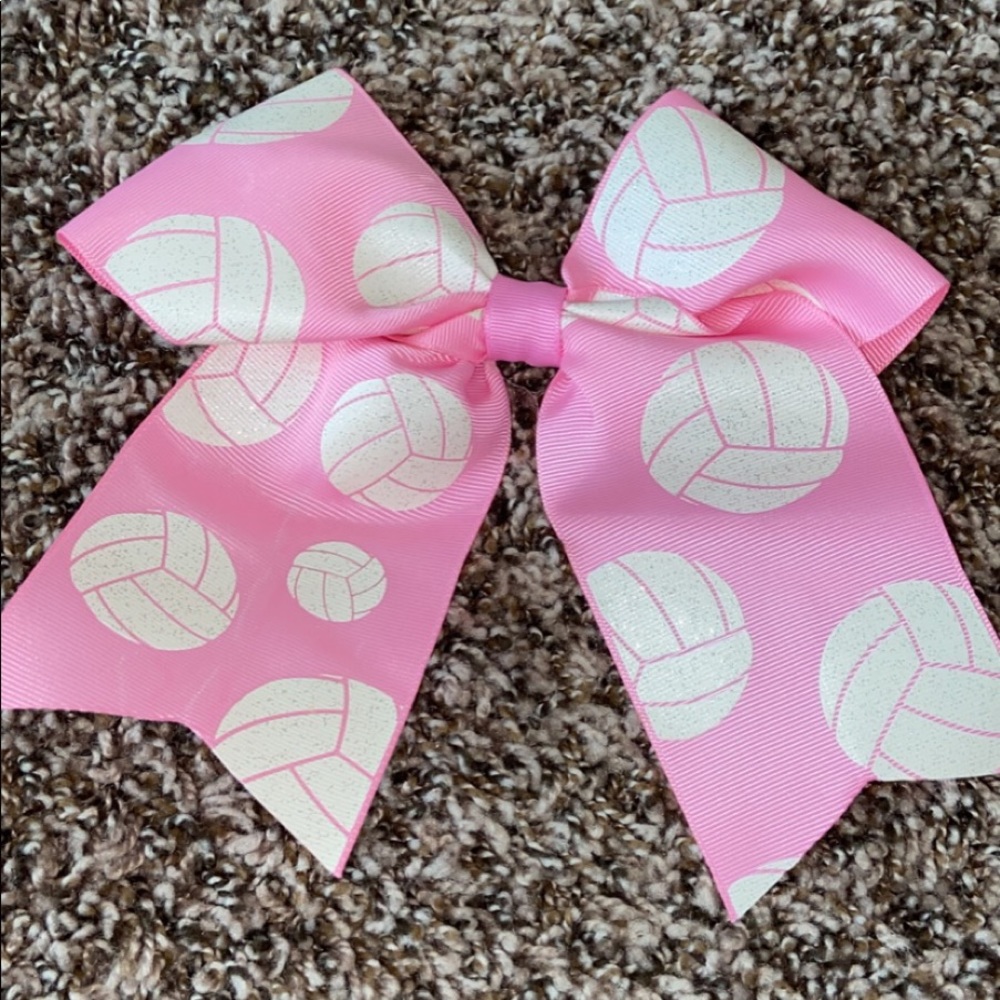 light pink volleyball bow 😛